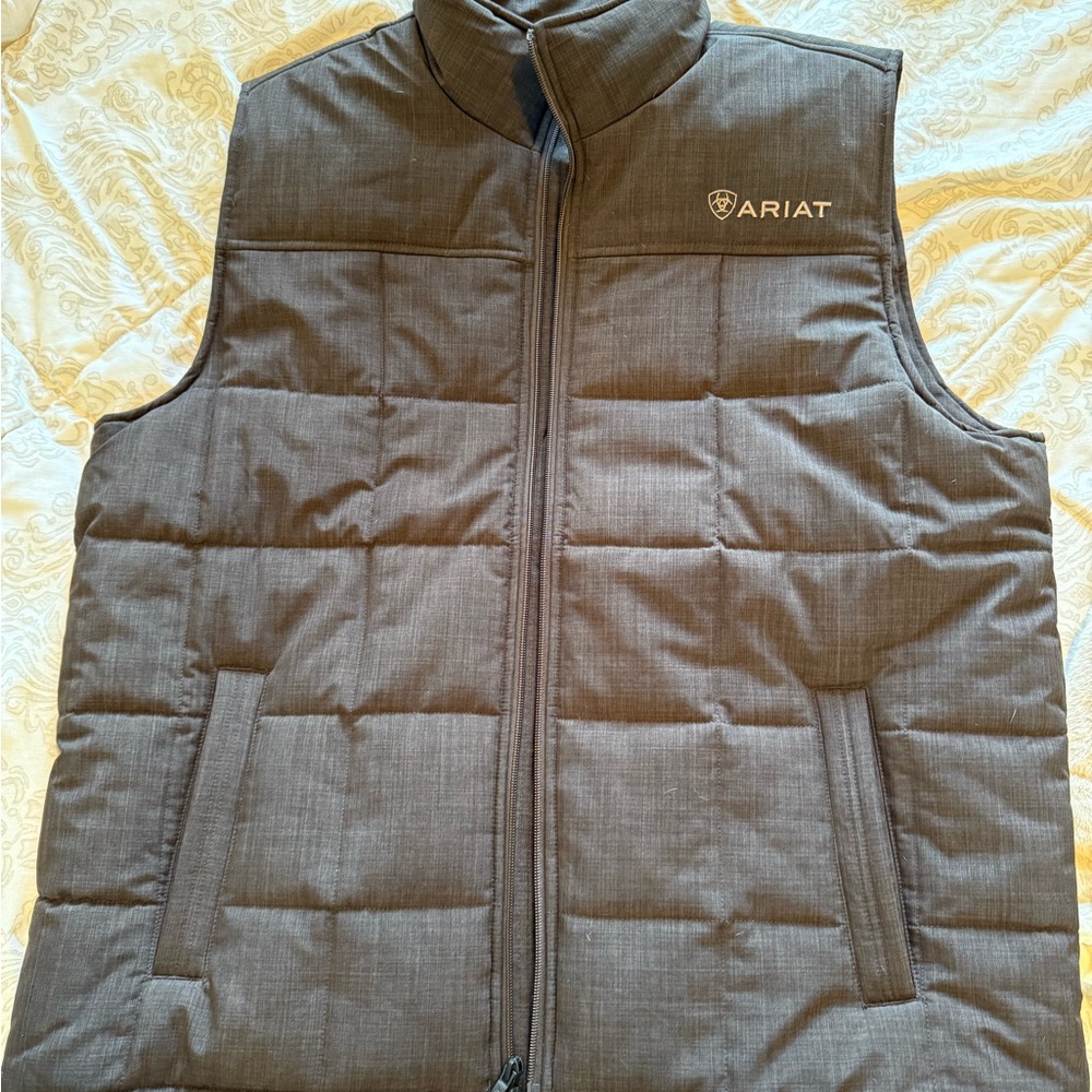 Ariat Men's Charcoal Quilted Vest